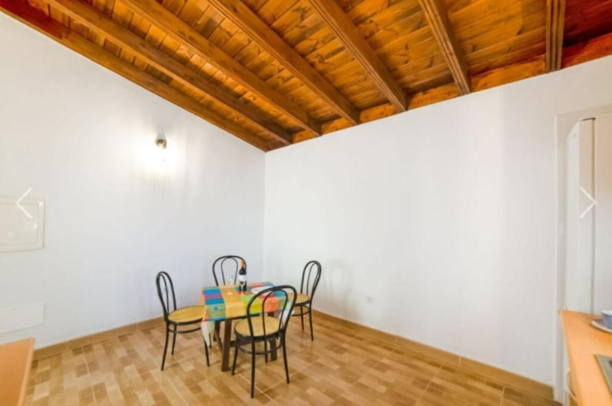 La Casa Del Bisa Villa Genovés Exteriör bild