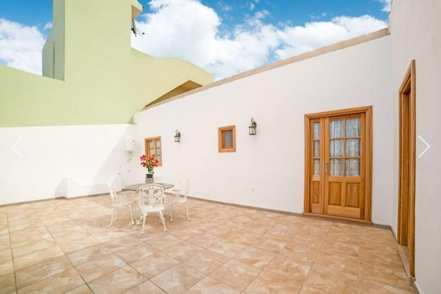 La Casa Del Bisa Villa Genovés Exteriör bild